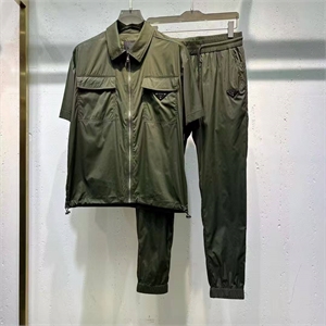 Спортивный костюм PRADA 133901
