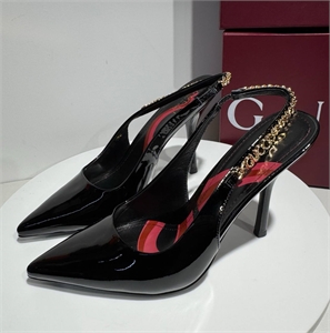 {{productViewItem.photos[photoViewList.activeNavIndex].Alt || productViewItem.photos[photoViewList.activeNavIndex].Description || 'Туфли GUCCI'}}