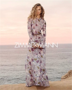 {{productViewItem.photos[photoViewList.activeNavIndex].Alt || productViewItem.photos[photoViewList.activeNavIndex].Description || 'Платье ZIMMERMANN'}}