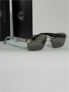 {{productViewItem.photos[photoViewList.activeNavIndex].Alt || productViewItem.photos[photoViewList.activeNavIndex].Description || 'Очки MAYBACH'}}
