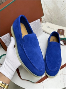 {{productViewItem.photos[photoViewList.activeNavIndex].Alt || productViewItem.photos[photoViewList.activeNavIndex].Description || 'Лоферы LP'}}