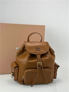 {{productViewItem.photos[photoViewList.activeNavIndex].Alt || productViewItem.photos[photoViewList.activeNavIndex].Description || 'Рюкзак MIU MIU'}}
