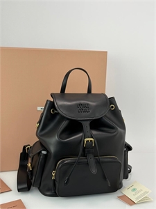 {{productViewItem.photos[photoViewList.activeNavIndex].Alt || productViewItem.photos[photoViewList.activeNavIndex].Description || 'Рюкзак MIU MIU'}}