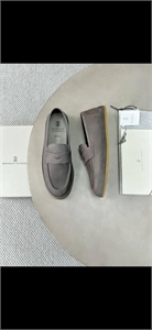 {{productViewItem.photos[photoViewList.activeNavIndex].Alt || productViewItem.photos[photoViewList.activeNavIndex].Description || 'Лоферы BC'}}