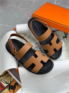 {{productViewItem.photos[photoViewList.activeNavIndex].Alt || productViewItem.photos[photoViewList.activeNavIndex].Description || 'Сандалии HERMES'}}
