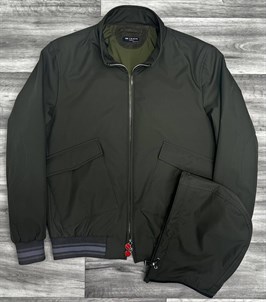 Легкая куртка  ветровка Kiton 49547