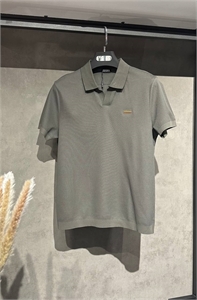 {{productViewItem.photos[photoViewList.activeNavIndex].Alt || productViewItem.photos[photoViewList.activeNavIndex].Description || 'Поло ZEGNA'}}