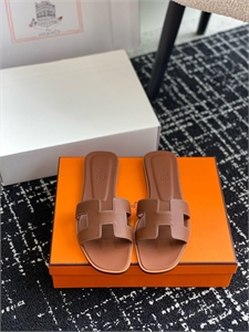 Тапочки HERMES 134947