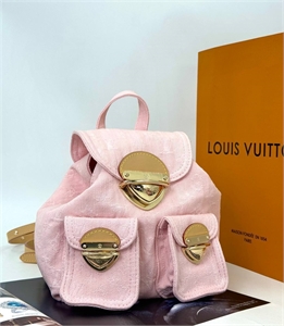{{productViewItem.photos[photoViewList.activeNavIndex].Alt || productViewItem.photos[photoViewList.activeNavIndex].Description || 'Рюкзак LOUIS VUITTON'}}