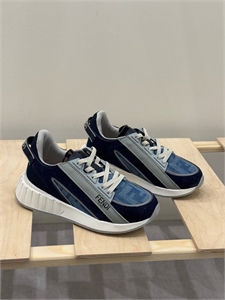 {{productViewItem.photos[photoViewList.activeNavIndex].Alt || productViewItem.photos[photoViewList.activeNavIndex].Description || 'Кеды FENDI'}}