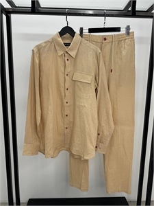 {{productViewItem.photos[photoViewList.activeNavIndex].Alt || productViewItem.photos[photoViewList.activeNavIndex].Description || 'Льняной костюм KITON'}}