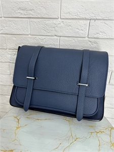 {{productViewItem.photos[photoViewList.activeNavIndex].Alt || productViewItem.photos[photoViewList.activeNavIndex].Description || 'Сумка через плечо HERMES'}}
