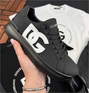{{productViewItem.photos[photoViewList.activeNavIndex].Alt || productViewItem.photos[photoViewList.activeNavIndex].Description || 'Кроссовки DG'}}