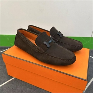 {{productViewItem.photos[photoViewList.activeNavIndex].Alt || productViewItem.photos[photoViewList.activeNavIndex].Description || 'Мокасины HERMES'}}