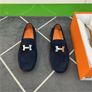 {{productViewItem.photos[photoViewList.activeNavIndex].Alt || productViewItem.photos[photoViewList.activeNavIndex].Description || 'Мокасины HERMES'}}