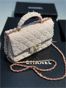 {{productViewItem.photos[photoViewList.activeNavIndex].Alt || productViewItem.photos[photoViewList.activeNavIndex].Description || 'Сумка CHANEL'}}
