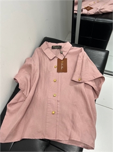 {{productViewItem.photos[photoViewList.activeNavIndex].Alt || productViewItem.photos[photoViewList.activeNavIndex].Description || 'Костюм LORO PIANA'}}