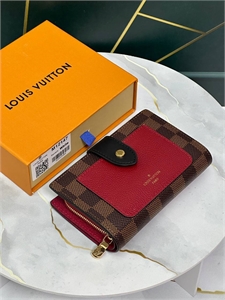 {{productViewItem.photos[photoViewList.activeNavIndex].Alt || productViewItem.photos[photoViewList.activeNavIndex].Description || 'Кошелёк LOUIS VUITTON'}}