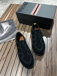 {{productViewItem.photos[photoViewList.activeNavIndex].Alt || productViewItem.photos[photoViewList.activeNavIndex].Description || 'Кеды ZEGNA'}}