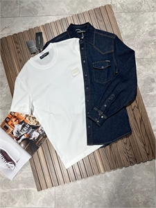 {{productViewItem.photos[photoViewList.activeNavIndex].Alt || productViewItem.photos[photoViewList.activeNavIndex].Description || 'Рубашка DG'}}