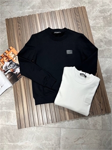 {{productViewItem.photos[photoViewList.activeNavIndex].Alt || productViewItem.photos[photoViewList.activeNavIndex].Description || 'Толстовка DG'}}