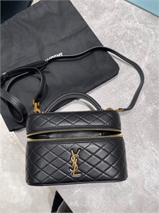 {{productViewItem.photos[photoViewList.activeNavIndex].Alt || productViewItem.photos[photoViewList.activeNavIndex].Description || 'Сумка YSL'}}