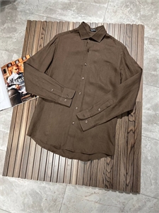 {{productViewItem.photos[photoViewList.activeNavIndex].Alt || productViewItem.photos[photoViewList.activeNavIndex].Description || 'Рубашка ZEGNA (лен)'}}