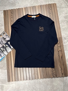 {{productViewItem.photos[photoViewList.activeNavIndex].Alt || productViewItem.photos[photoViewList.activeNavIndex].Description || 'Лонгслив HERMES'}}