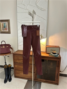 {{productViewItem.photos[photoViewList.activeNavIndex].Alt || productViewItem.photos[photoViewList.activeNavIndex].Description || 'Лосины LORO PIANA'}}