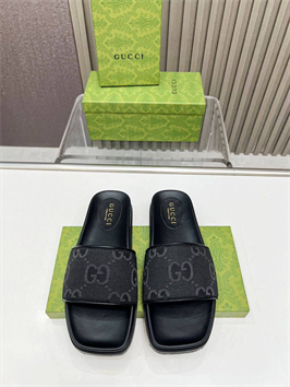 Тапочки Gucci 35966