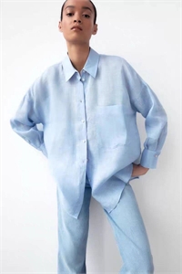 {{productViewItem.photos[photoViewList.activeNavIndex].Alt || productViewItem.photos[photoViewList.activeNavIndex].Description || 'Костюм THE ROW'}}