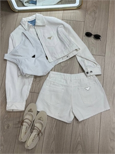 Шорты PRADA 137258