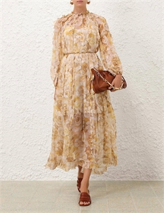{{productViewItem.photos[photoViewList.activeNavIndex].Alt || productViewItem.photos[photoViewList.activeNavIndex].Description || 'Платье ZIMMERMANN'}}