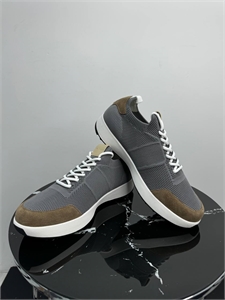 {{productViewItem.photos[photoViewList.activeNavIndex].Alt || productViewItem.photos[photoViewList.activeNavIndex].Description || 'Кроссовки KITON'}}
