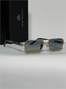 {{productViewItem.photos[photoViewList.activeNavIndex].Alt || productViewItem.photos[photoViewList.activeNavIndex].Description || 'Очки MAYBACH'}}