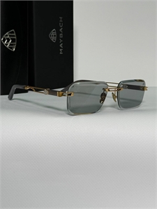 {{productViewItem.photos[photoViewList.activeNavIndex].Alt || productViewItem.photos[photoViewList.activeNavIndex].Description || 'Очки MAYBACH'}}