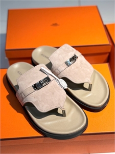 {{productViewItem.photos[photoViewList.activeNavIndex].Alt || productViewItem.photos[photoViewList.activeNavIndex].Description || 'Шлепанцы HERMES'}}