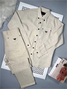 {{productViewItem.photos[photoViewList.activeNavIndex].Alt || productViewItem.photos[photoViewList.activeNavIndex].Description || 'Костюм PRADA'}}