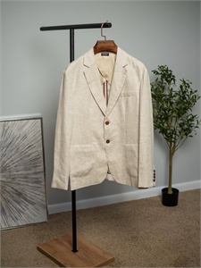 {{productViewItem.photos[photoViewList.activeNavIndex].Alt || productViewItem.photos[photoViewList.activeNavIndex].Description || 'Пиджак ZEGNA'}}
