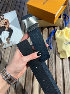 Ремень LV 138027