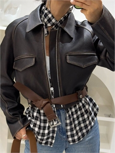 {{productViewItem.photos[photoViewList.activeNavIndex].Alt || productViewItem.photos[photoViewList.activeNavIndex].Description || 'Куртка PRADA'}}