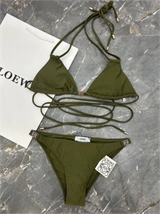 {{productViewItem.photos[photoViewList.activeNavIndex].Alt || productViewItem.photos[photoViewList.activeNavIndex].Description || 'Купальник LOEWE'}}