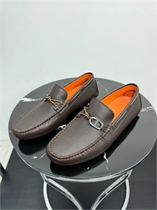 {{productViewItem.photos[photoViewList.activeNavIndex].Alt || productViewItem.photos[photoViewList.activeNavIndex].Description || 'Мокасины HERMES'}}