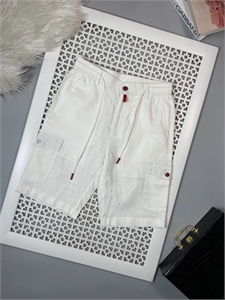 {{productViewItem.photos[photoViewList.activeNavIndex].Alt || productViewItem.photos[photoViewList.activeNavIndex].Description || 'Льняные шорты KITON'}}
