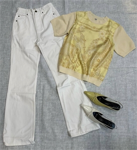 {{productViewItem.photos[photoViewList.activeNavIndex].Alt || productViewItem.photos[photoViewList.activeNavIndex].Description || 'Кофта HERMES'}}