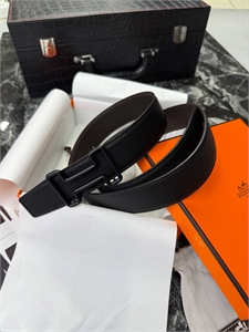 {{productViewItem.photos[photoViewList.activeNavIndex].Alt || productViewItem.photos[photoViewList.activeNavIndex].Description || 'Ремень HERMES'}}