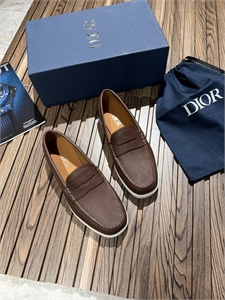 {{productViewItem.photos[photoViewList.activeNavIndex].Alt || productViewItem.photos[photoViewList.activeNavIndex].Description || 'Лоферы DIOR'}}