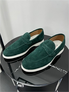 {{productViewItem.photos[photoViewList.activeNavIndex].Alt || productViewItem.photos[photoViewList.activeNavIndex].Description || 'Лоферы KITON'}}