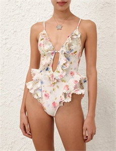 {{productViewItem.photos[photoViewList.activeNavIndex].Alt || productViewItem.photos[photoViewList.activeNavIndex].Description || 'Купальник ZIMMERMANN'}}