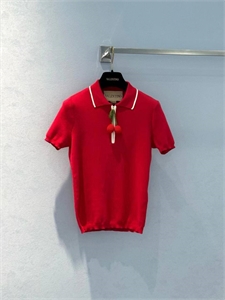 {{productViewItem.photos[photoViewList.activeNavIndex].Alt || productViewItem.photos[photoViewList.activeNavIndex].Description || 'Поло VALENTINO'}}